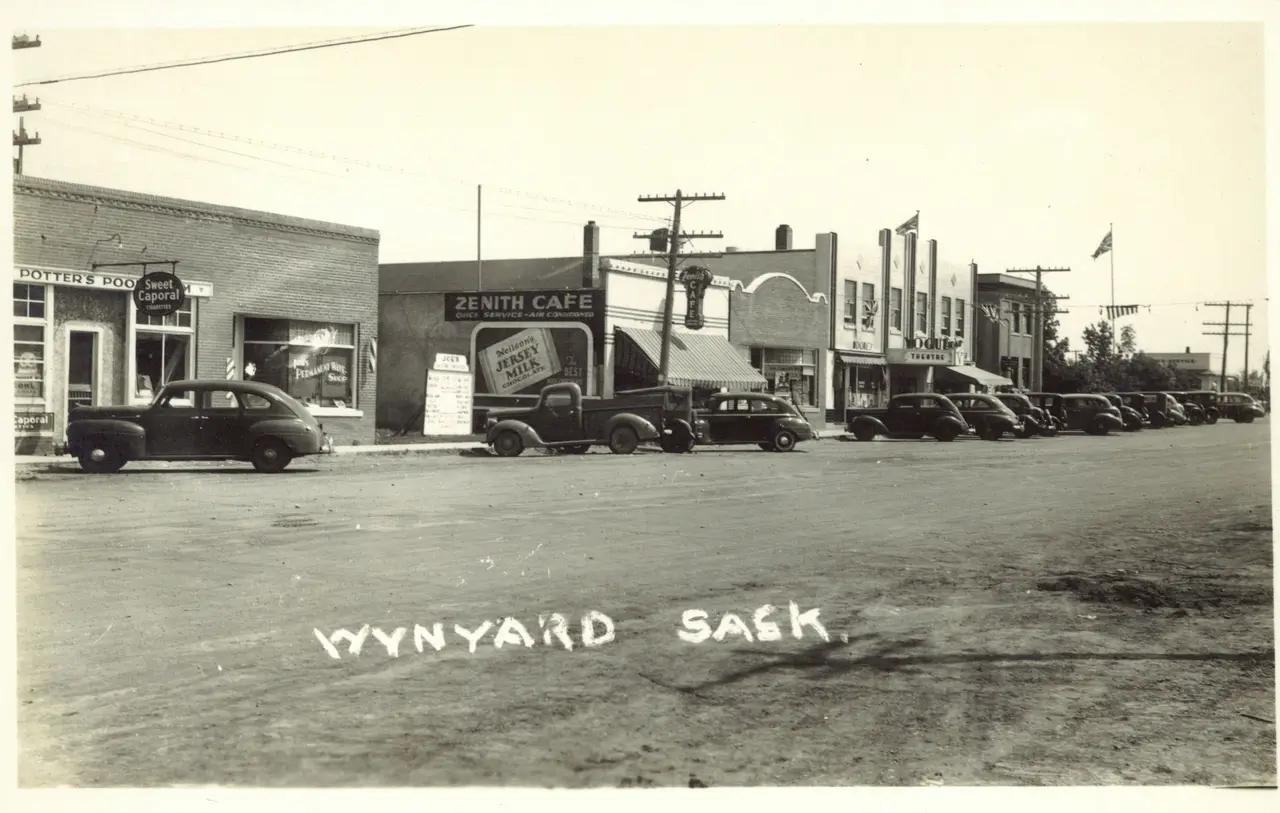Main Street, Wynyard, with Zenith Cafe and parked cars, about 1940