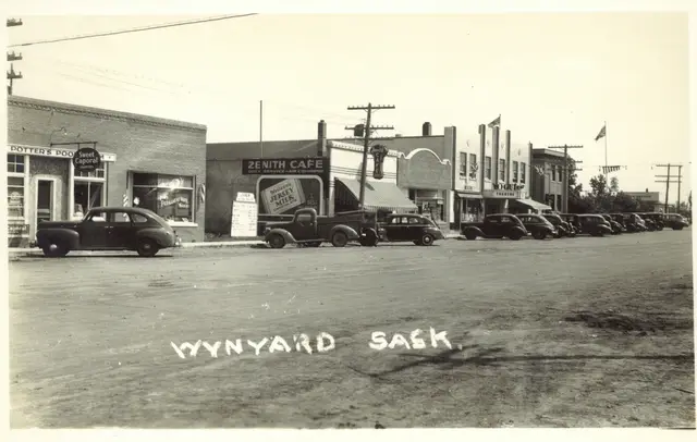 Main Street, Wynyard, with Zenith Cafe and parked cars