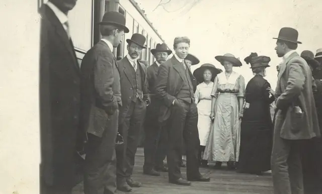 Crowd gathered at the train platform in Wynyard